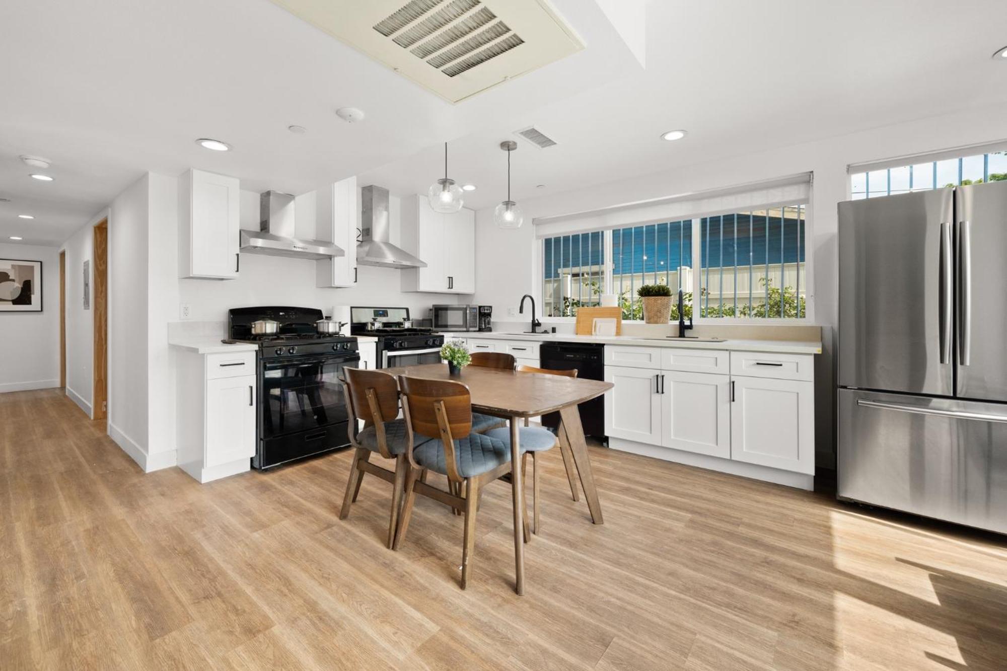 Spacious 1-Bd Hideaway Close To Usc Room With Share Livingroom Los Angeles Exterior photo