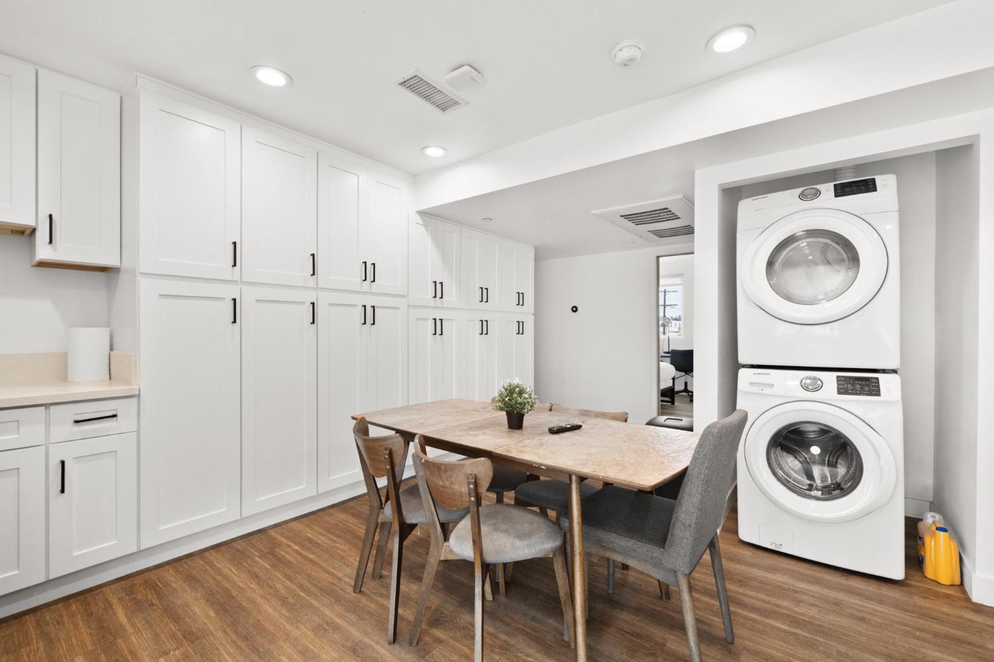 Spacious 1-Bd Hideaway Close To Usc Room With Share Livingroom Los Angeles Exterior photo